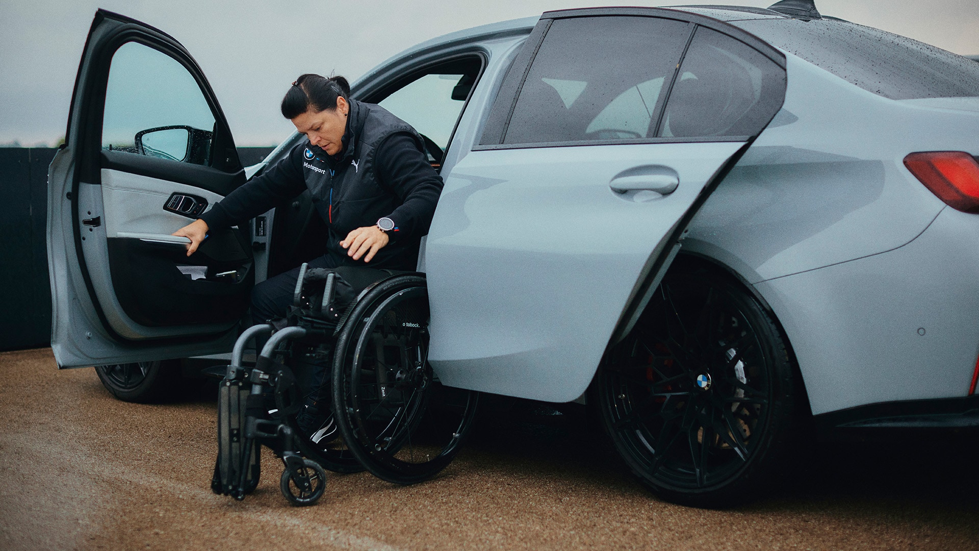 Tina Schmidt-Kiendl, adapted BMW M3 Competition, adapted vehicle, wheelchair user