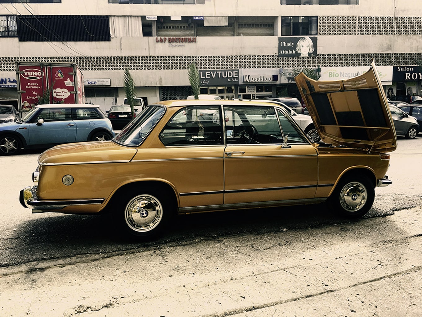 Looking good: This is how a dealer from Beirut advertised the gold BMW 2002 Automatic on the internet.
