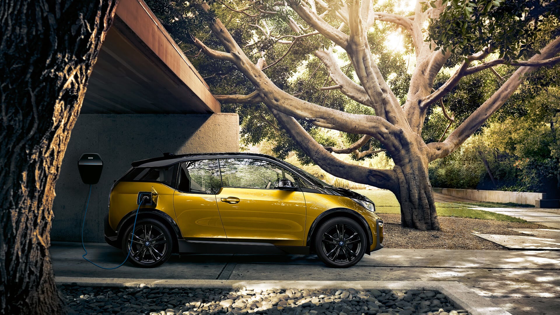 BMW i3; sustainability; pioneer; electric car